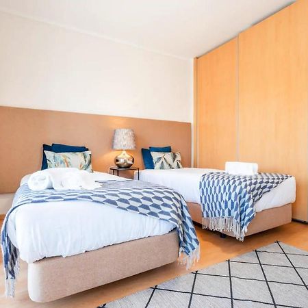 Apartament ★ Oceanfront: Luxury Breathtaking Views And Pool ★ Olhão Zewnętrze zdjęcie